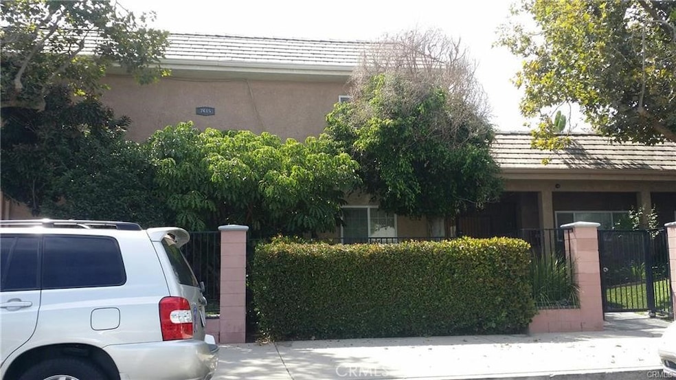 7615 Glade Ave unit 115, Canoga Park, CA 91304 - photo 1