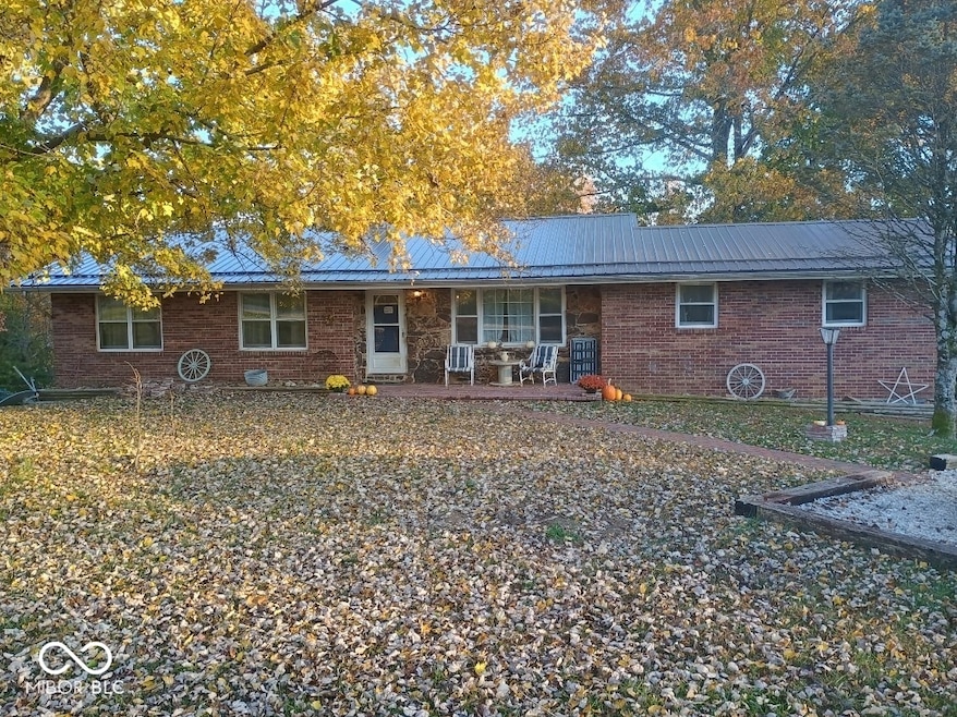 1357 S Haslers Rd, Bloomfield, IN 47424 - photo 1