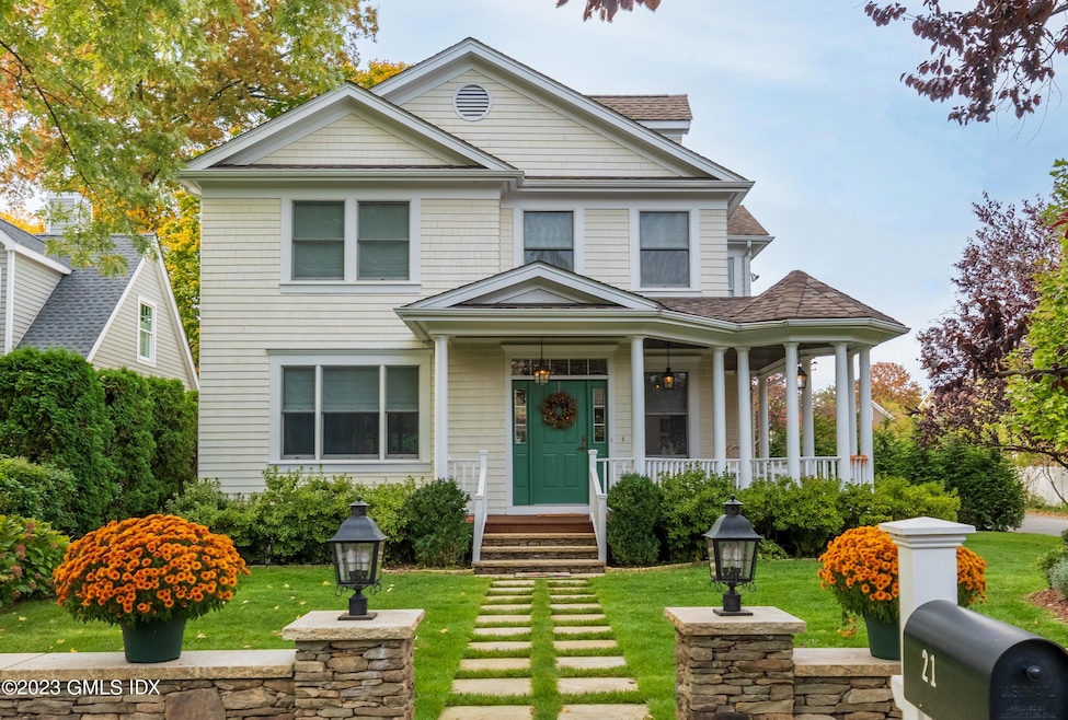 21 Roosevelt Ave, Old Greenwich, CT 06870 - photo 1