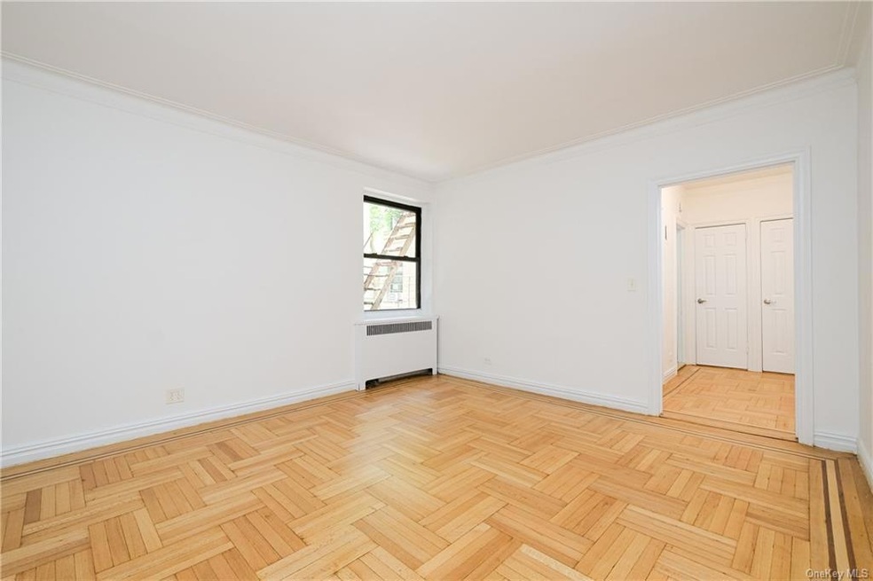 340 E Mosholu Pkwy S unit 2E, Bronx, NY 10458 - photo 1