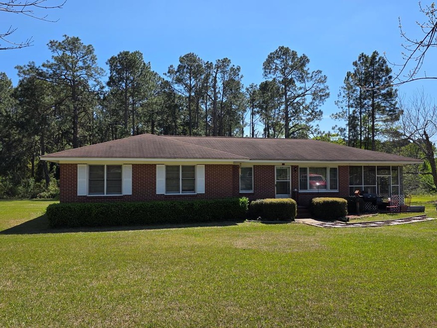 259 Snowden Rd, Fitzgerald, GA 31750 - photo 1