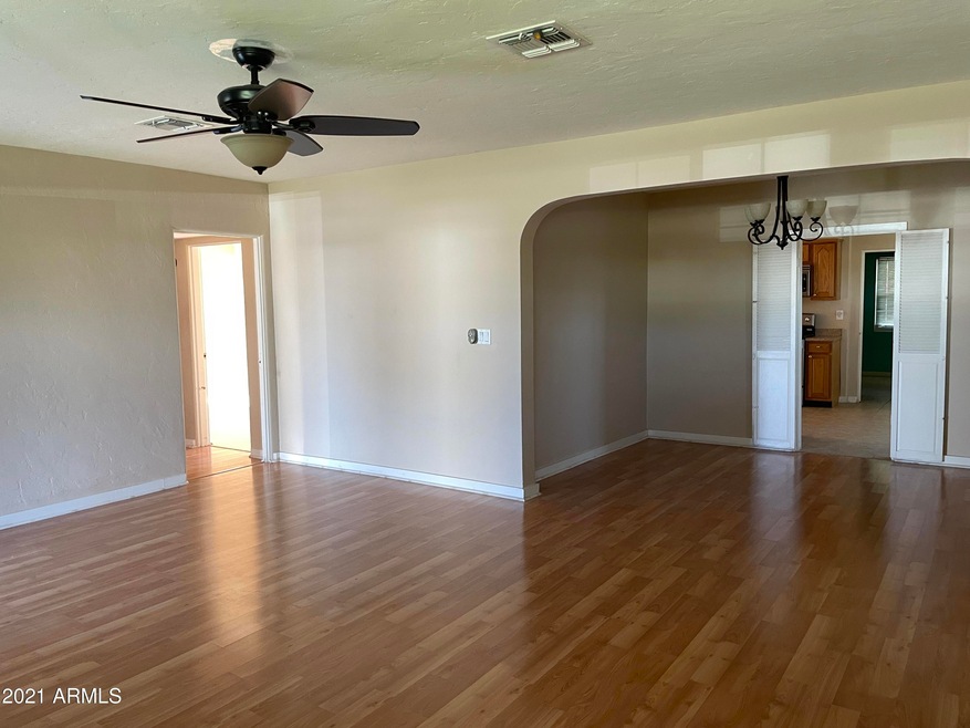 2820 N 25th Place, Phoenix, AZ 85008 - photo 1