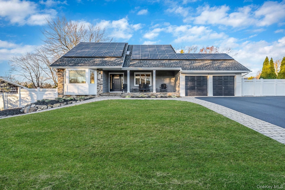 11 Chivalry Ln, Nesconset, NY 11767 - photo 1