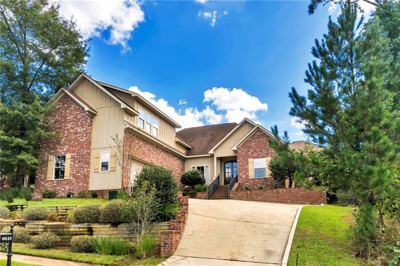 Welcome Home to Crystal Court!