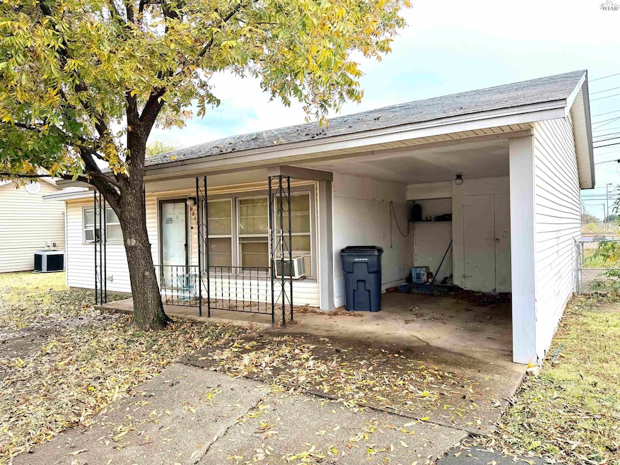 3015 Cunningham Dr, Wichita Falls, TX 76308 - photo 1