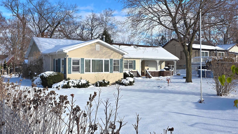 11018 Pottawatomie S, Walkerton, IN 46574 - photo 1