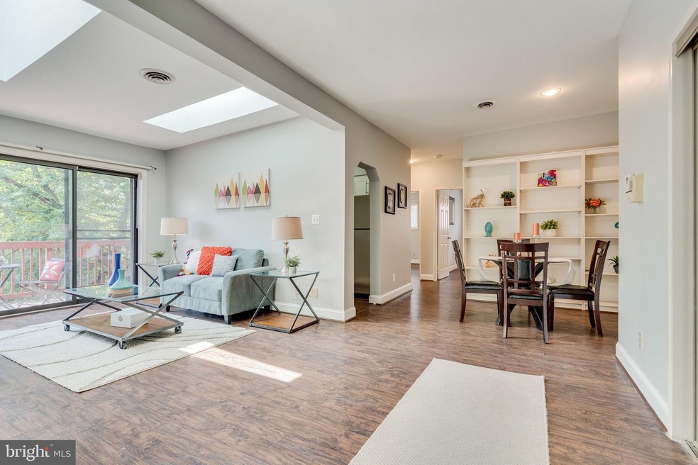 208 Skyhill Rd unit 7, Alexandria, VA 22314 - photo 1