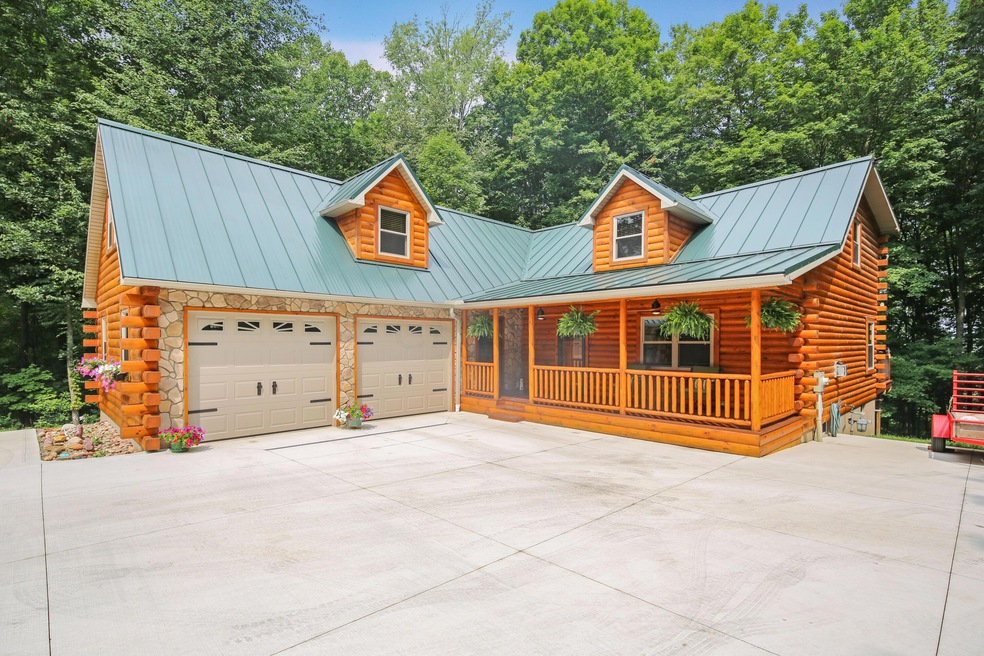 570 Grand Valley Dr, Howard, OH 43028 - photo 1