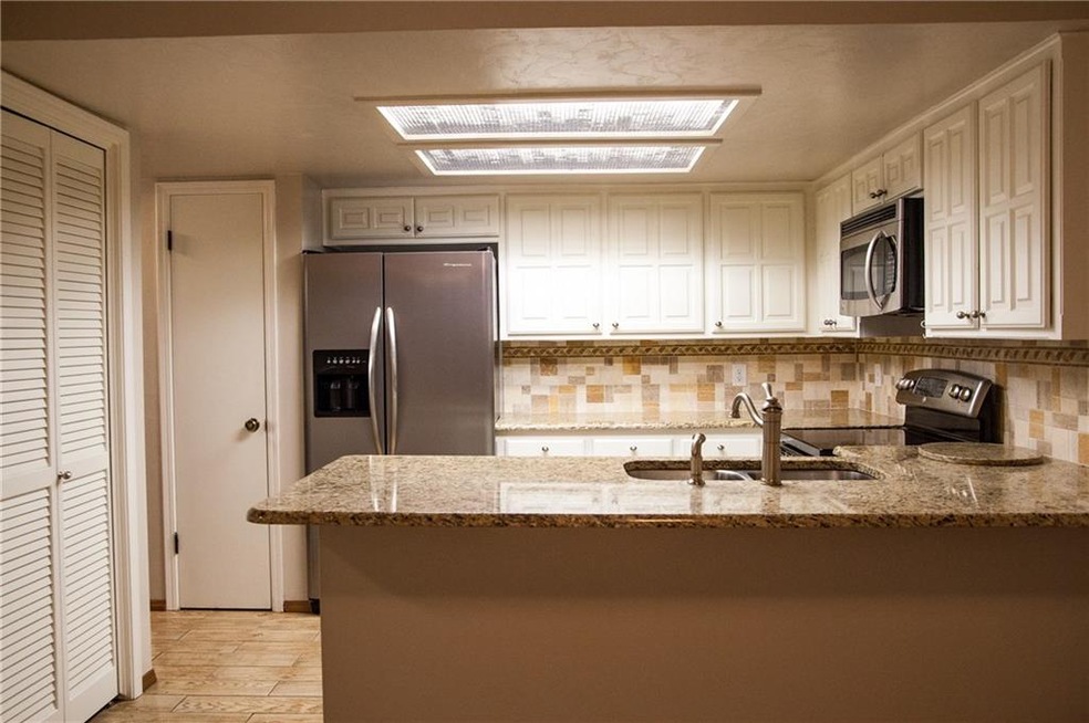 11309 Benttree Cir, Oklahoma City, OK 73120 - photo 1