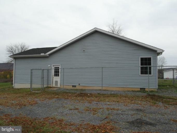 50 Puffenburger Ln, Hedgesville, WV 25427 - photo 1