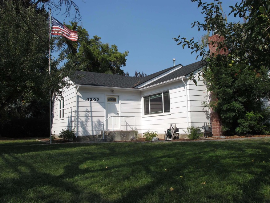 4207 Clinton Ave, Klamath Falls, OR 97603 - photo 1