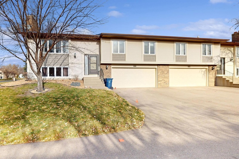 Welcome home! 9440 Kingsview Lane