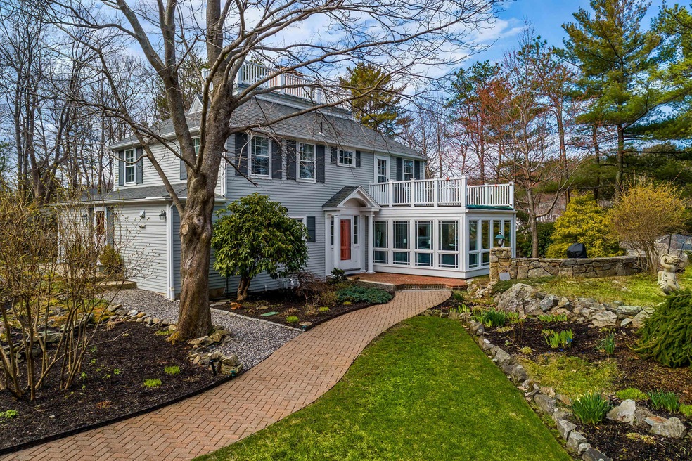 8 Ledge Pasture Lane