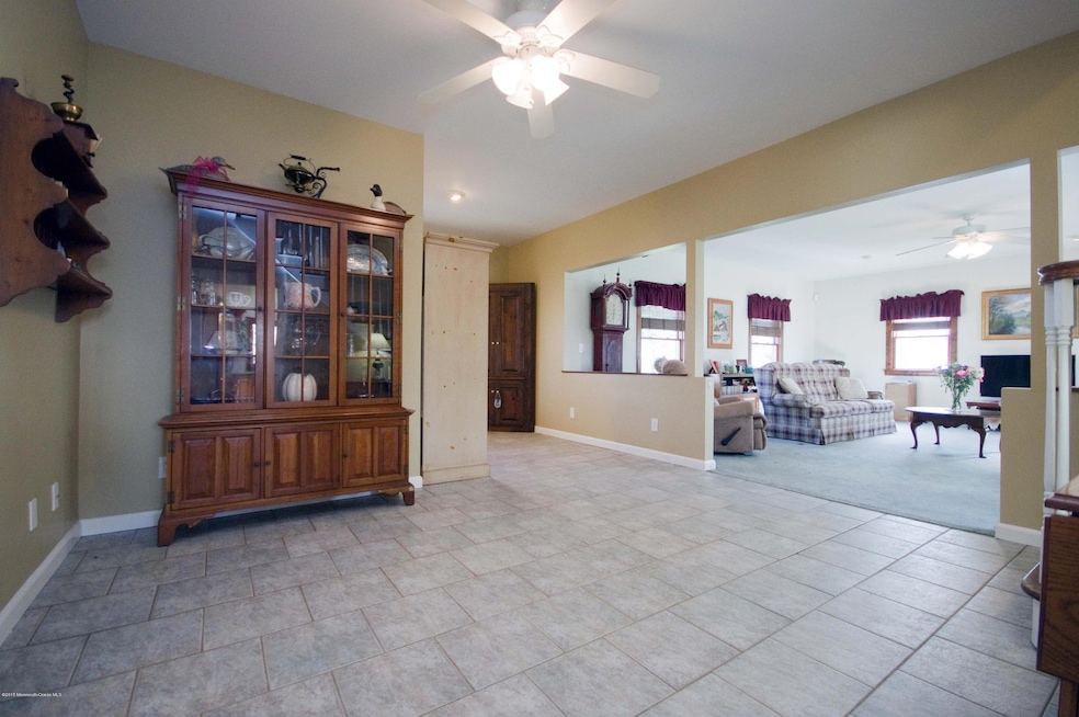 652 Old York Rd, East Windsor, NJ 08520 - photo 1