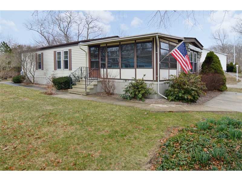 13 Holiday Ct, Wakefield, RI 02879 - photo 1