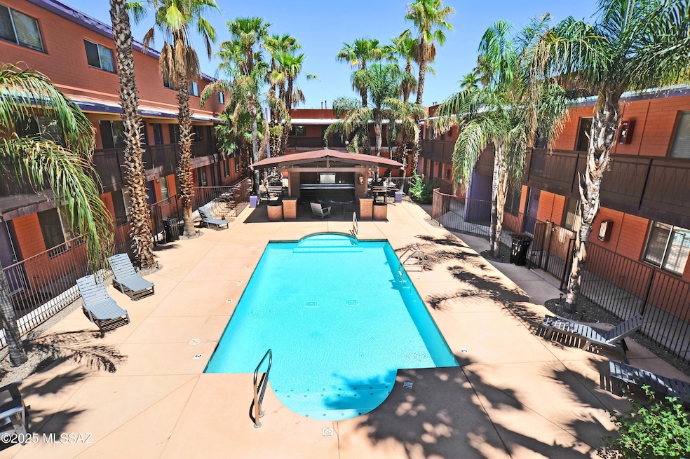 55 N Cherry Ave unit 211, Tucson, AZ 85719 - photo 1