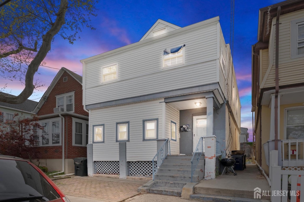 For Rent $2,350/month