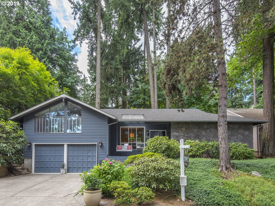 1640 Maple St, Lake Oswego, OR 97034 - photo 1