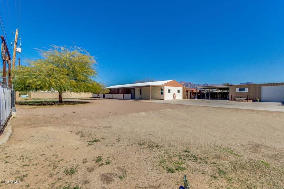 Listing_196305_Photo_1