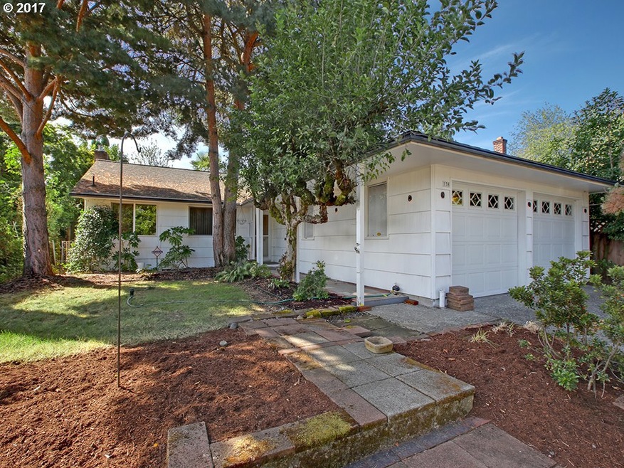 138 NE Stafford St, Portland, OR 97211 - photo 1