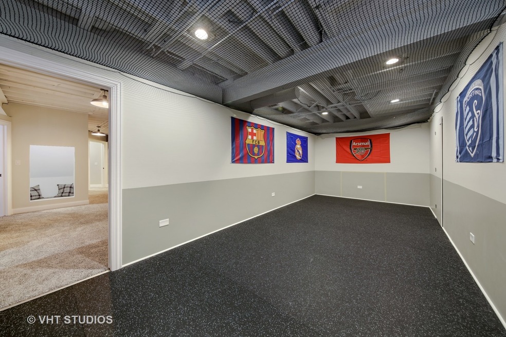 409 E 8th Ave, Naperville, IL 60563 - photo 1