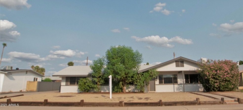 9213 N 37th Ave, Phoenix, AZ 85051 - photo 1