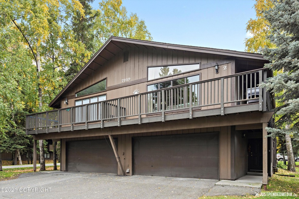 7219 Foxridge Circle