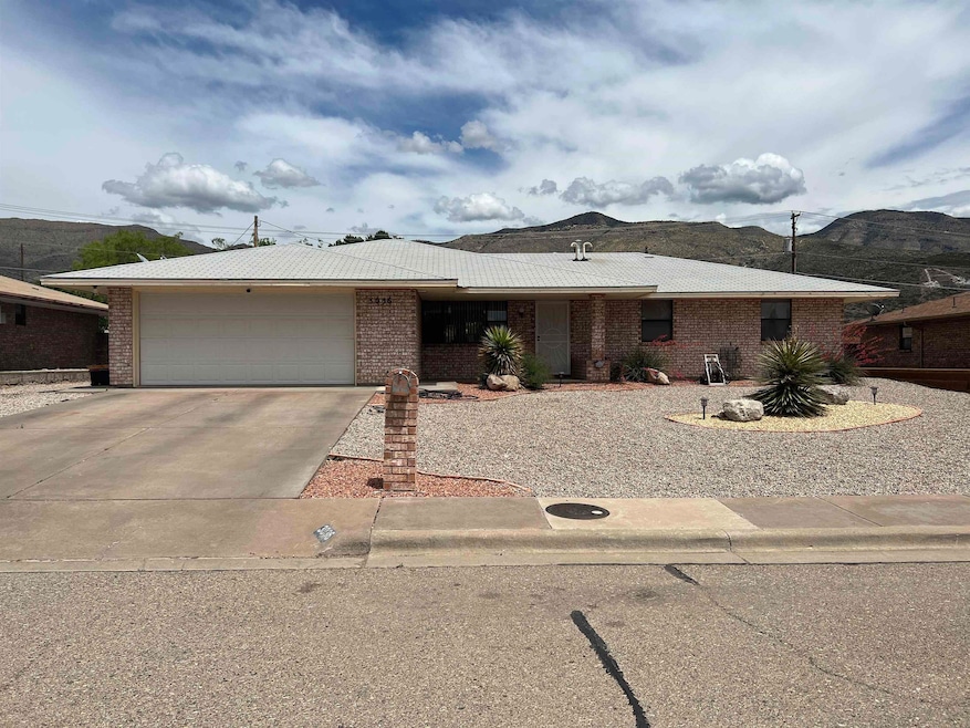 3036 Del Sur, Alamogordo, NM 88310 - photo 1