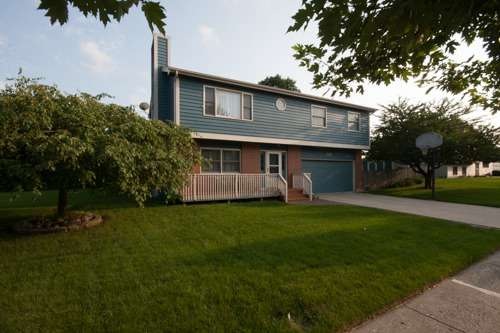 110 Quail Run, Lake In the Hills, IL 60156 - photo 1