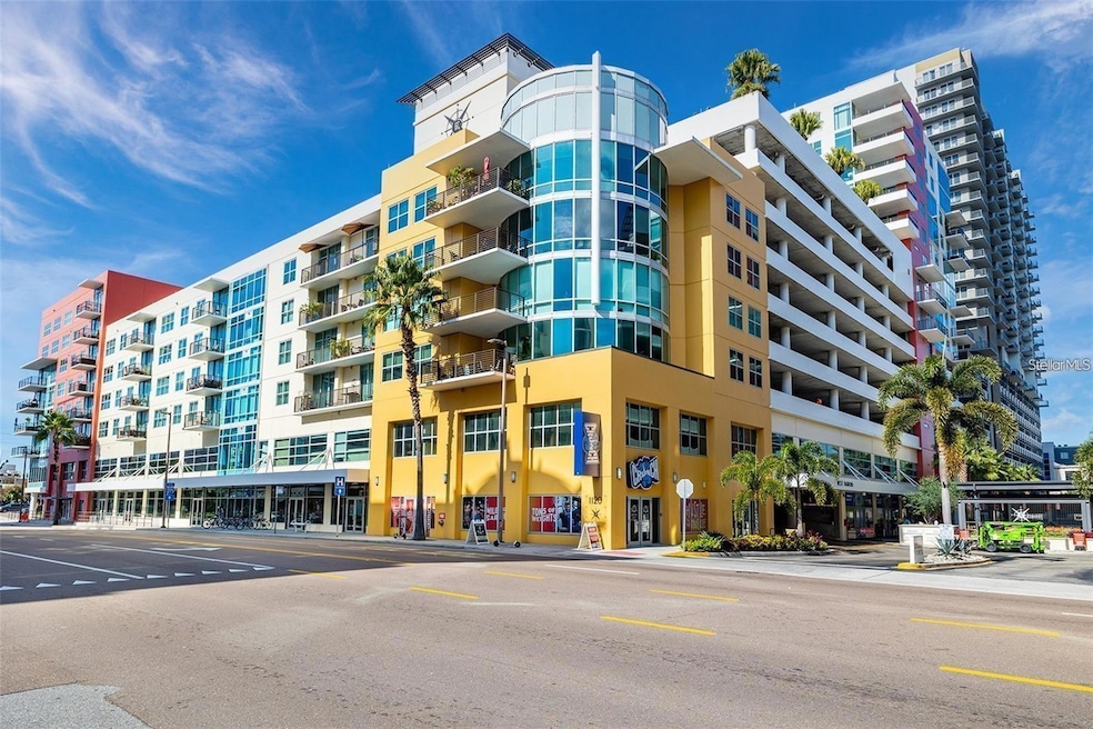 Grand Central at Kennedy West unit 824, Tampa, FL 33602 - photo 1