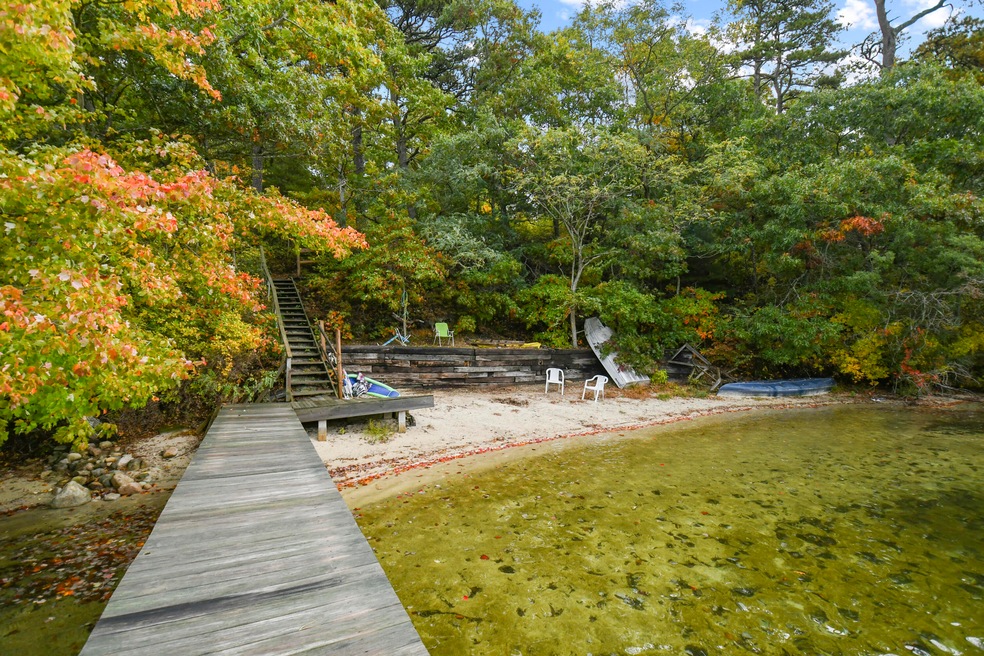 9 Circuit Rd, Plymouth, MA 02360 - photo 1