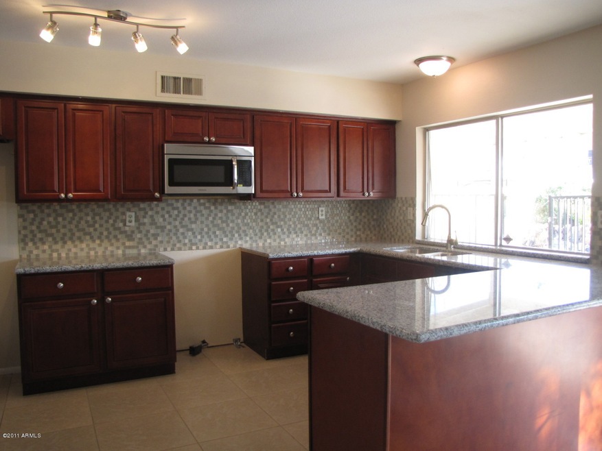 653 W Portobello Ave, Mesa, AZ 85210 - photo 1