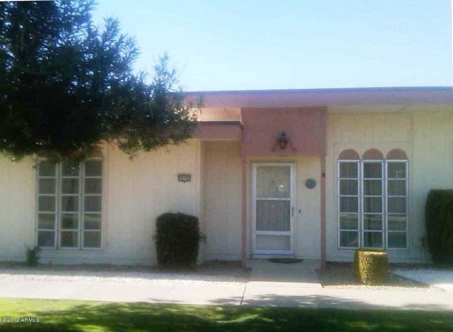 2 BEDROOM/ 2 BATH HOME