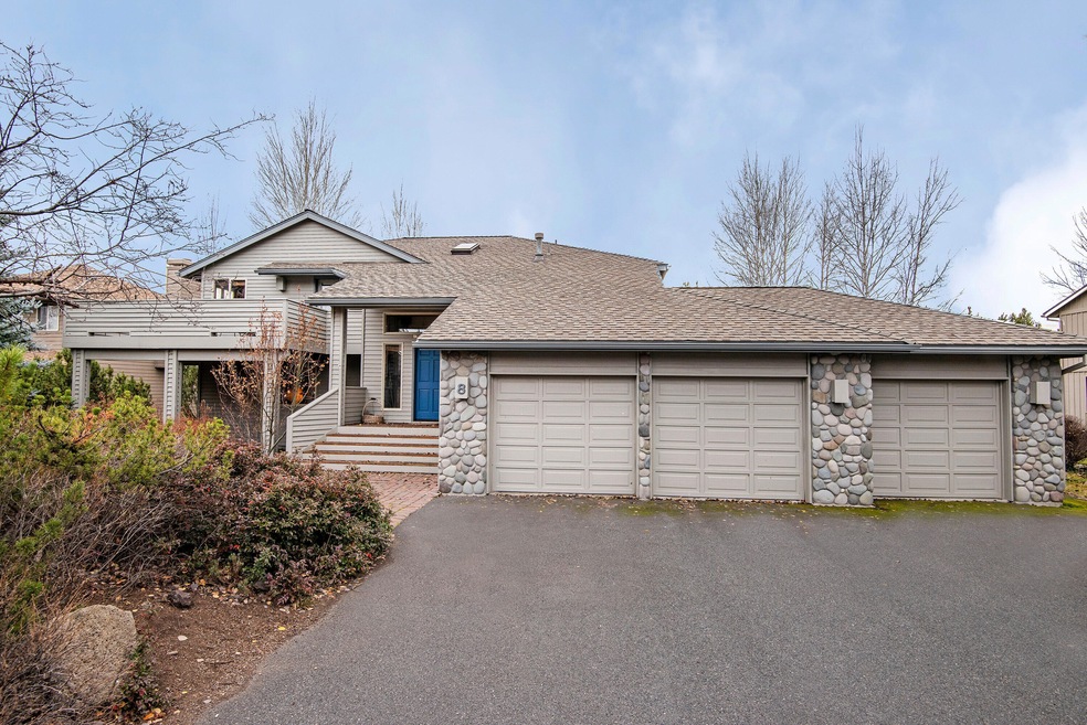 17647 Muir Ln unit 8, Sunriver, OR 97707 - photo 1