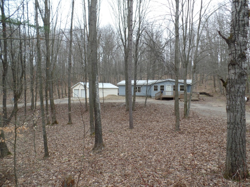 104 Valley Cir, Leroy, MI 49655 - photo 1