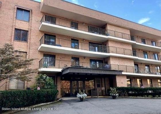 3465 Amboy Rd unit 3E, Staten Island, NY 10306 - photo 1