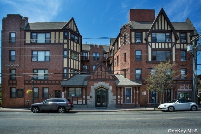 97 Cedarhurst Ave unit 2C, Cedarhurst, NY 11516 - photo 1