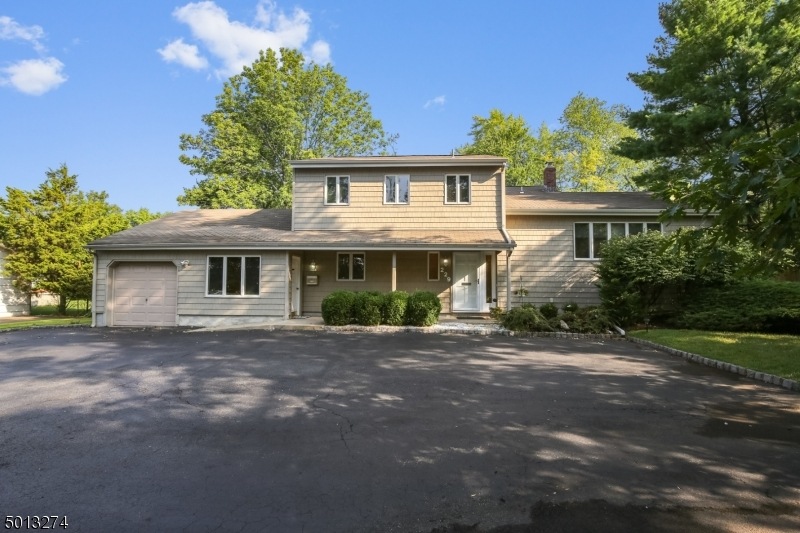 229 E Mount Pleasant Ave, Livingston, NJ 07039 - photo 1