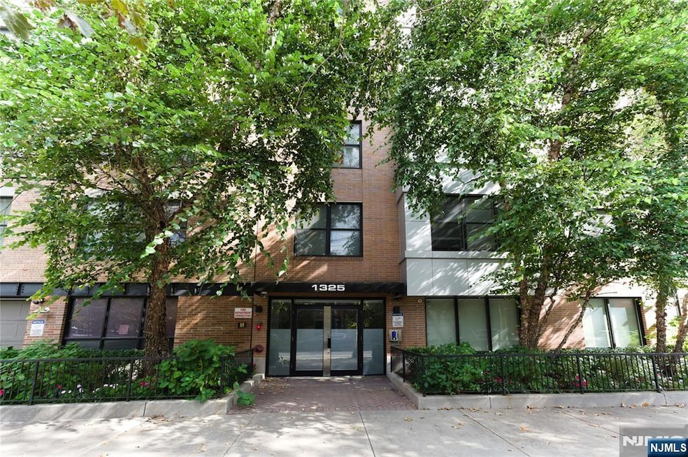 For Rent $4,800/month