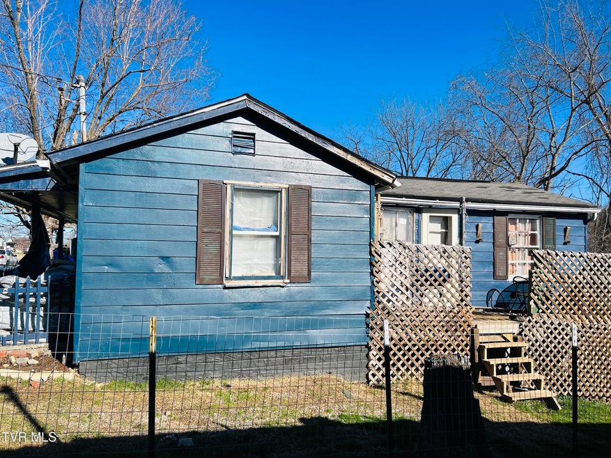 1708 E Millard St, Johnson City, TN 37601 - photo 1