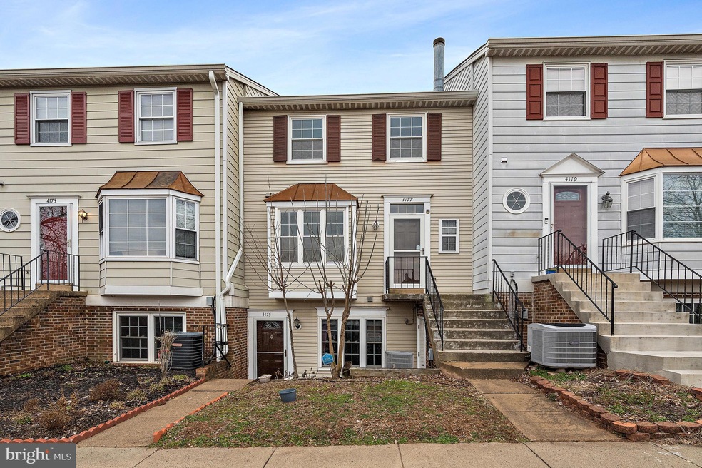 4177 Pleasant Meadow Ct unit 99G, Chantilly, VA 20151 - photo 1