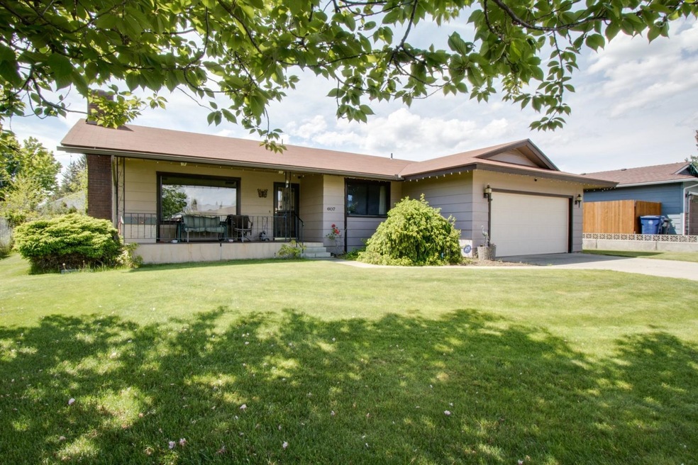 Sold $440,000 • Co-Listing Agent