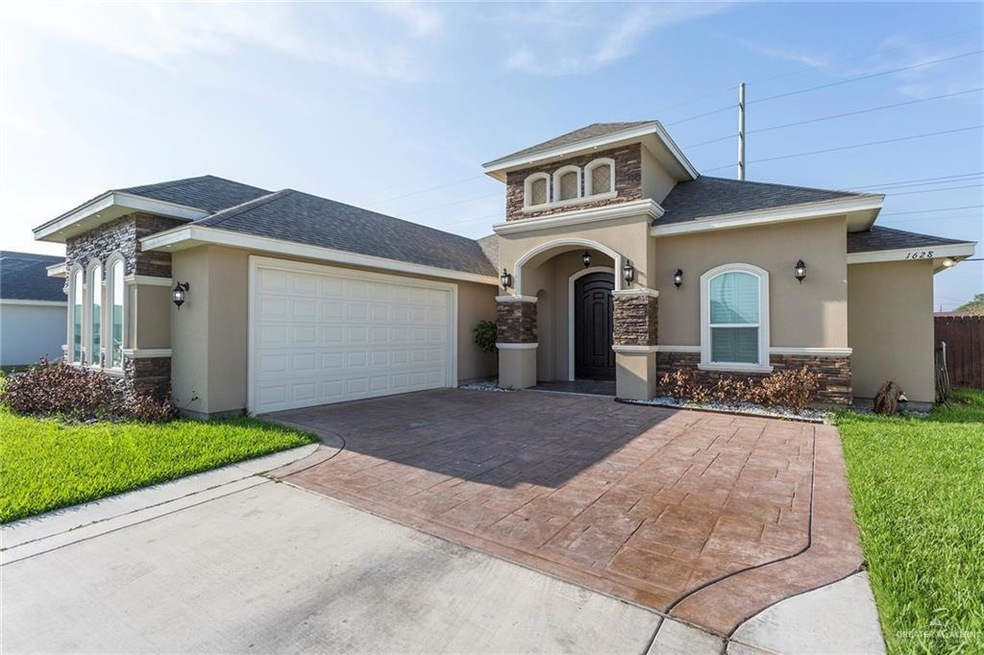 1628 W Saint Claire Ave, Edinburg, TX 78539 - photo 1