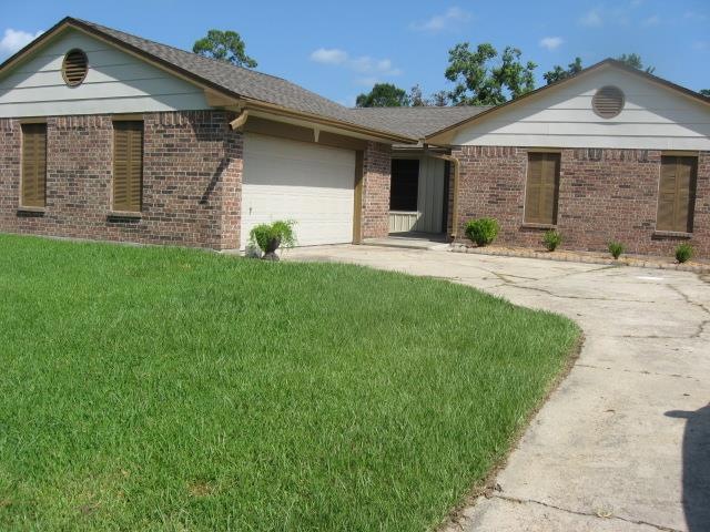 114 Westminster Dr, Slidell, LA 70460 - photo 1