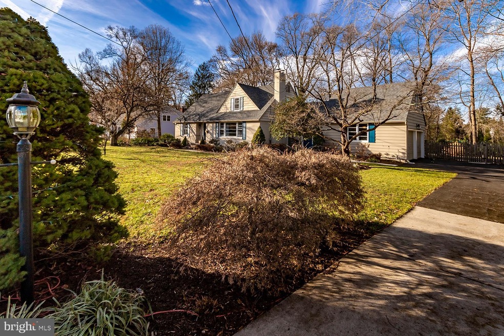 5 W Spruce Ave, Moorestown, NJ 08057 - photo 1