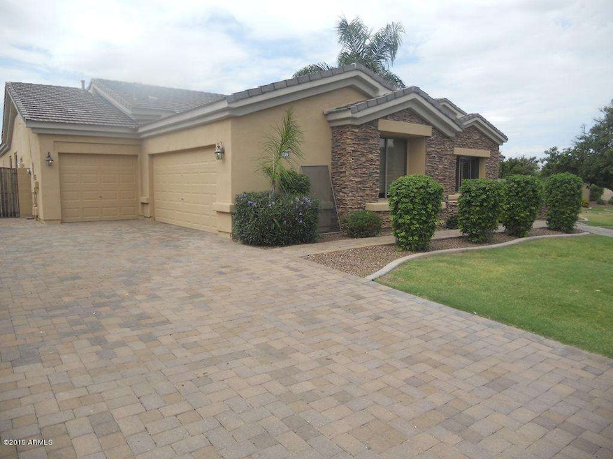 3529 E Norcroft Cir, Mesa, AZ 85213 - photo 1