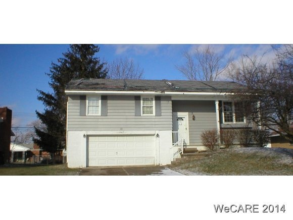 2982 Makley Dr, Lima, OH 45805 - photo 1