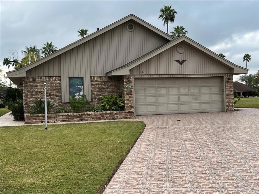 841 Palm Dr, Alamo, TX 78516 - photo 1