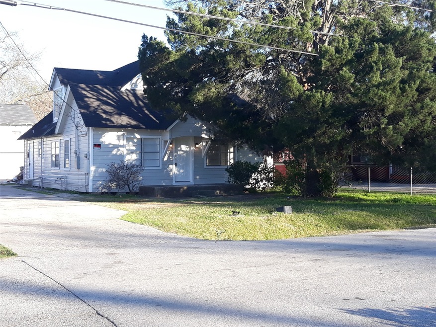 4518 Los Angeles St unit 1-3, Houston, TX 77026 - photo 1