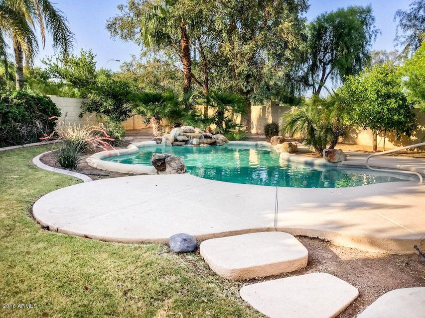 17 Pool angle